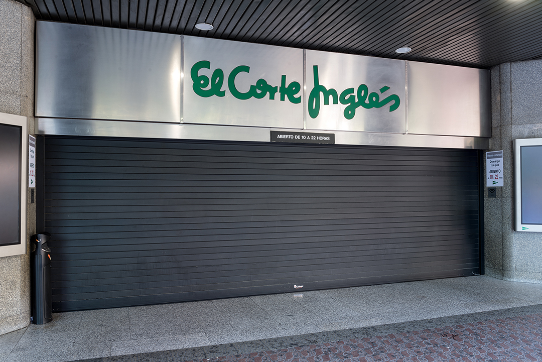 Persiana automática para locales comerciales en Zaragoza
